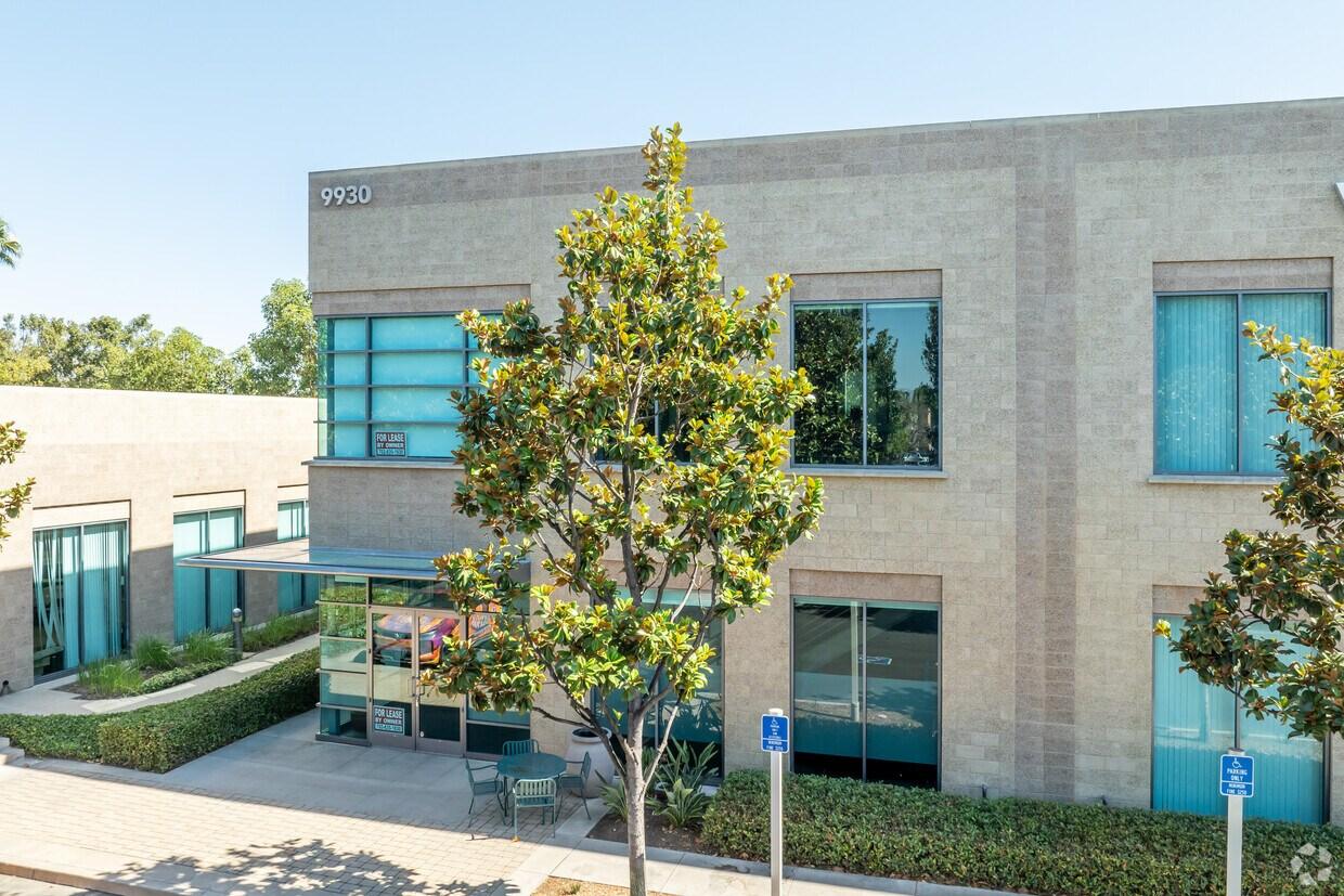 Small office space Irvine Spectrum 9930 Irvine Center Drive private suite for teams